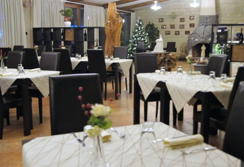 פונדק Villa Masseria Marini