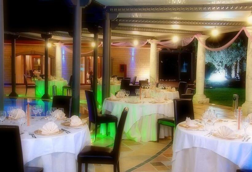 פונדק Villa Masseria Marini