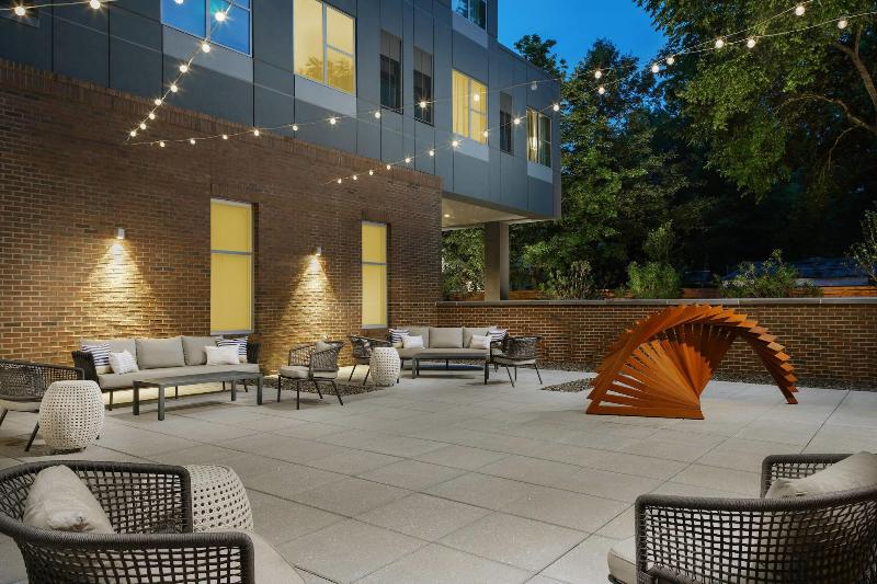 Ac Hotel By Marriott Chapel Hill Downtown