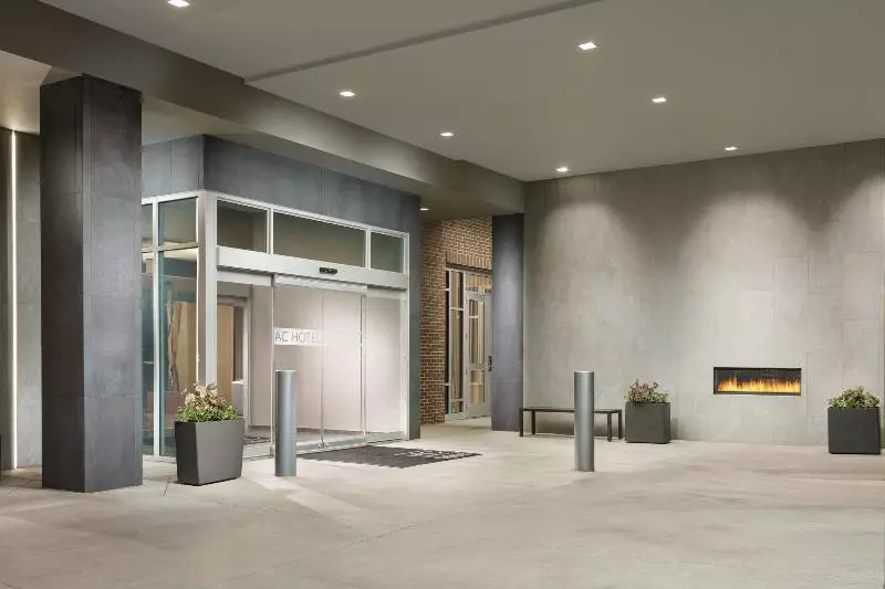 Ac Hotel By Marriott Chapel Hill Downtown