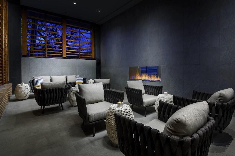 Ac Hotel By Marriott Chapel Hill Downtown