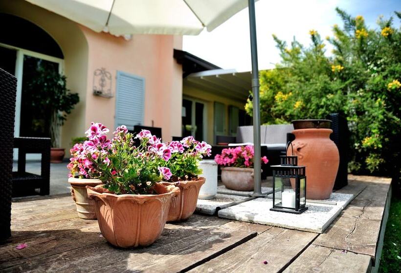 בית מלון כפרי Agriturismo Al Colle