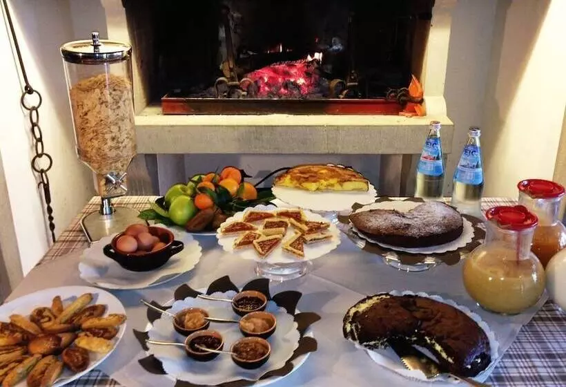 ホテル Agriturismo Al Colle