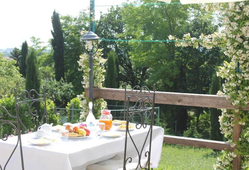 בית מלון כפרי Agriturismo Al Colle