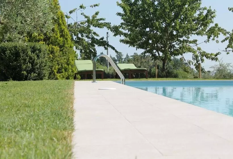 ホテル Agriturismo Al Colle
