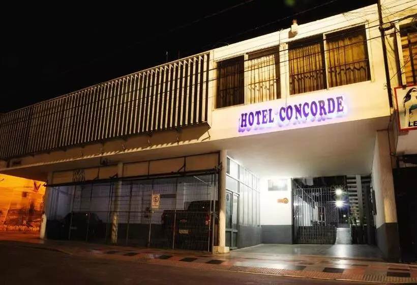 ホテル Concorde