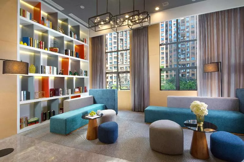 ホテル Holiday Inn Express Chengdu Dafeng