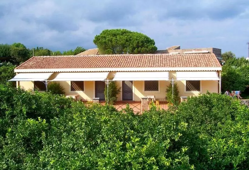 ホテル Il Limoneto Acireale