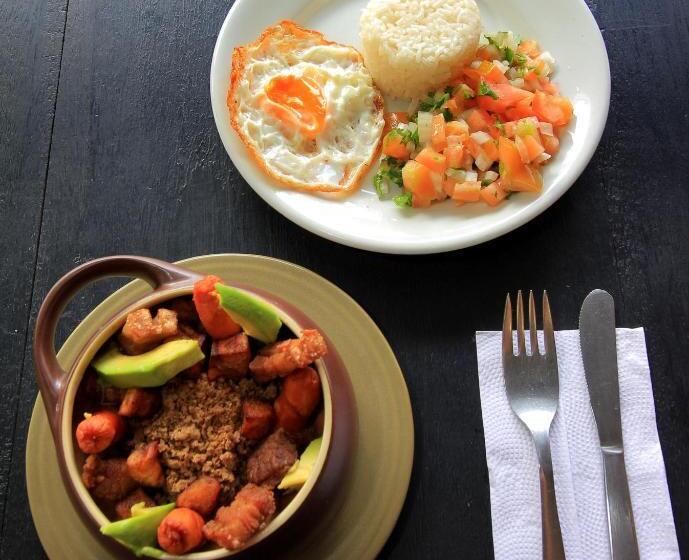 Hotelli La Casa Amarela