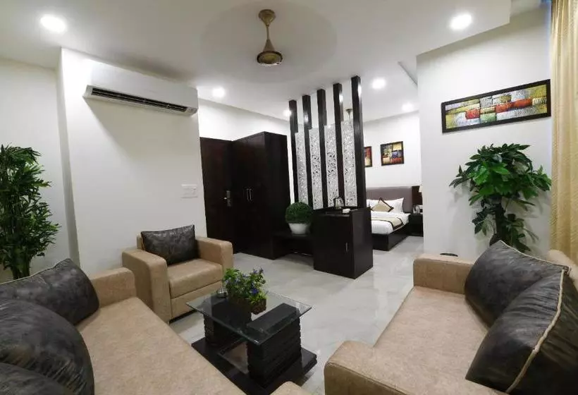ホテル Madhav Muskan Residency