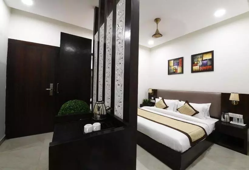 ホテル Madhav Muskan Residency