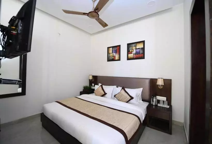 ホテル Madhav Muskan Residency