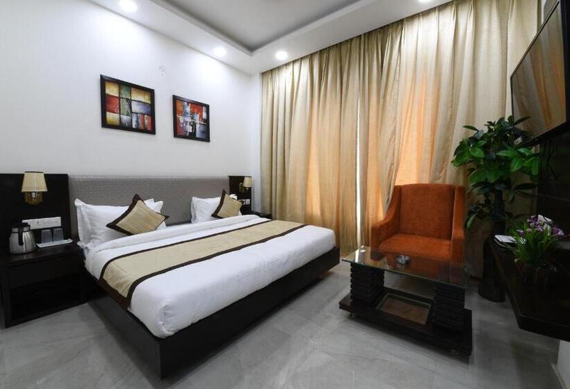 酒店 Madhav Muskan Residency