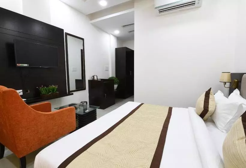 ホテル Madhav Muskan Residency