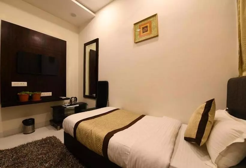 ホテル Madhav Muskan Residency