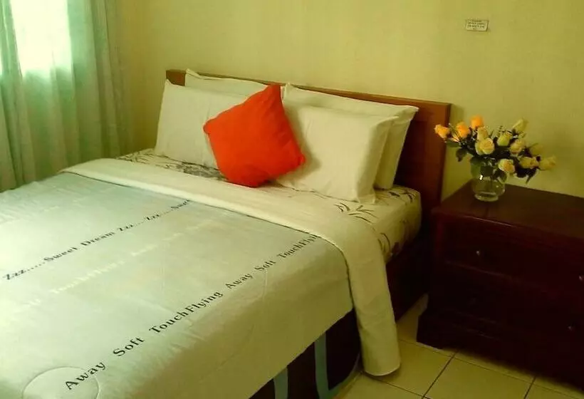 Kpw At Royal Lily Apartment