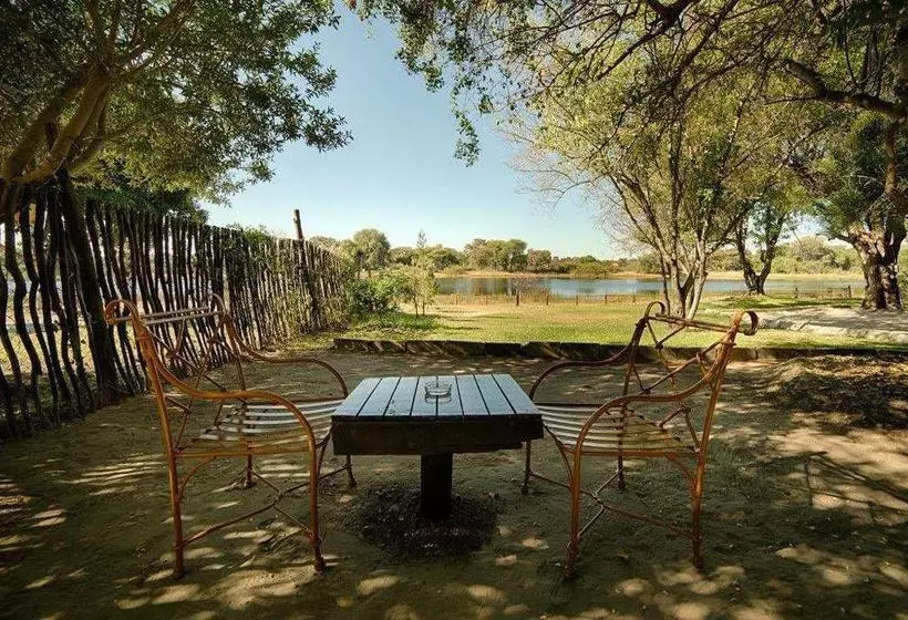 هاستل Motsebe Backpackers