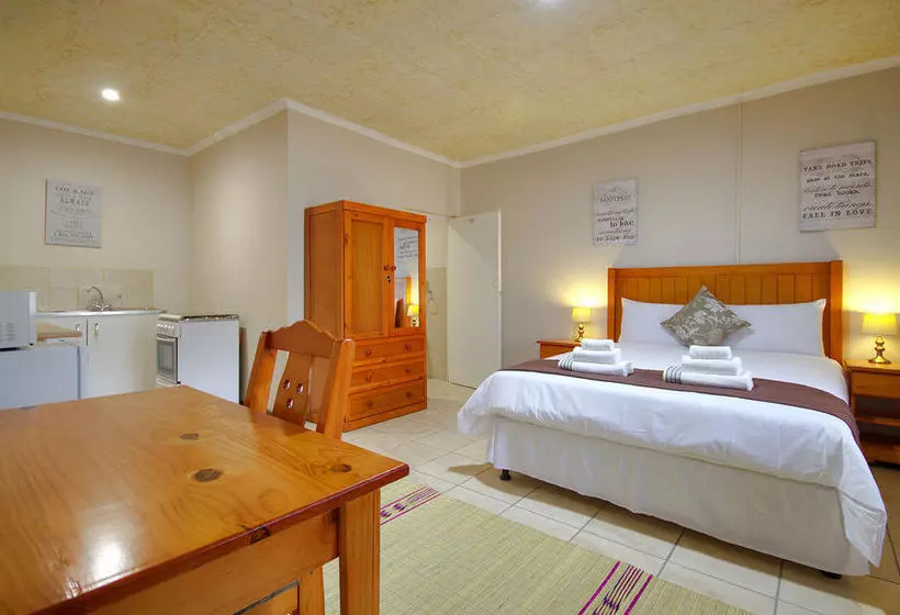 تختخواب و صبحانه Eagles Nest Guesthouse