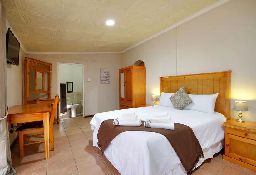 تختخواب و صبحانه Eagles Nest Guesthouse