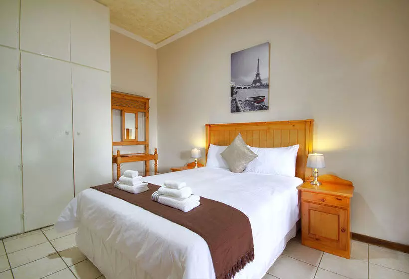 تختخواب و صبحانه Eagles Nest Guesthouse