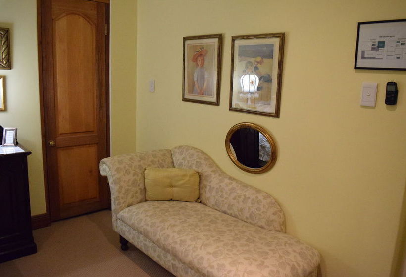 Bed & Breakfast Edward House