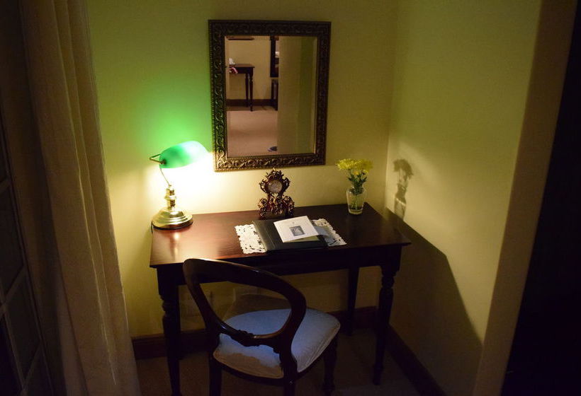 Bed & Breakfast Edward House