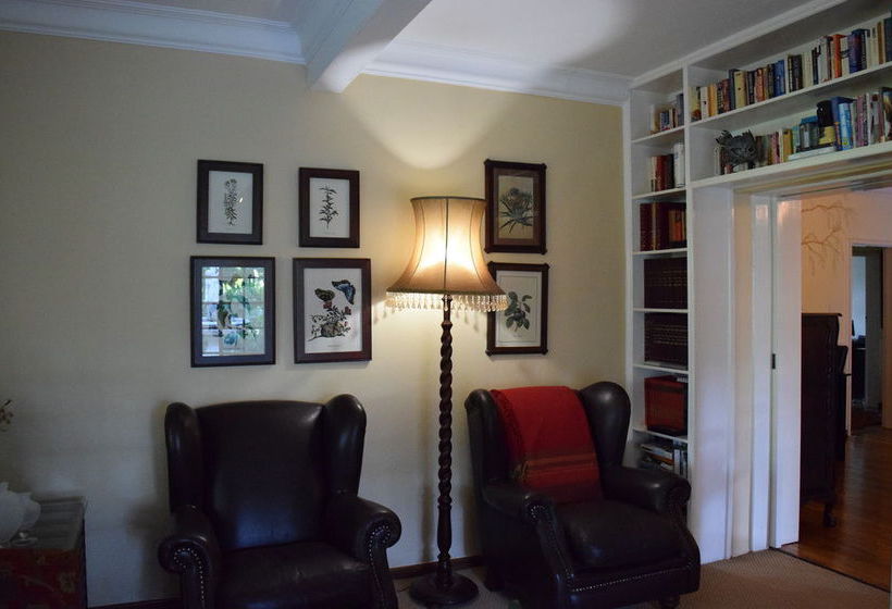 Bed & Breakfast Edward House