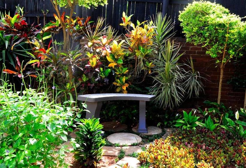 Oliveroom Self Catering And B&b