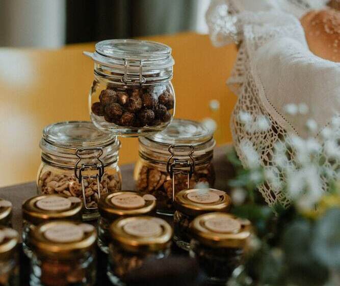 ベッドアンドブレックファースト Curù