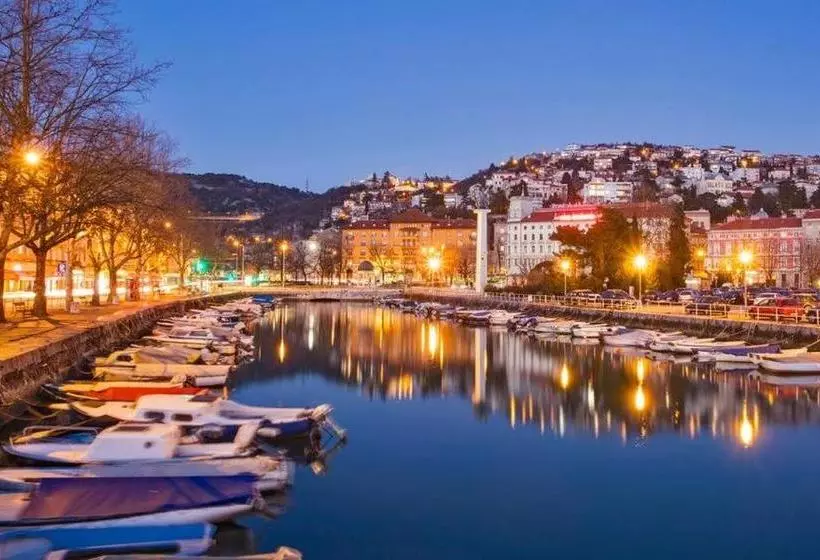 Hostel Kvarner