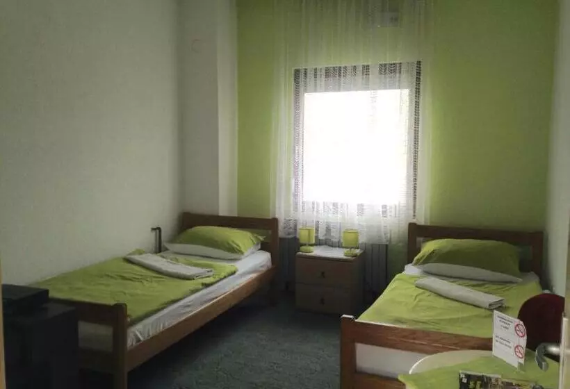 Hostel Lega House