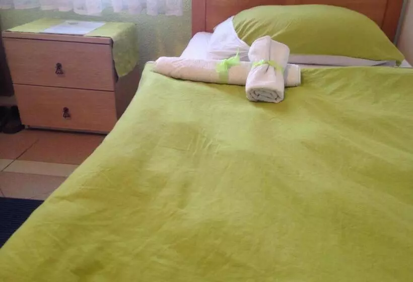 Hostel Lega House