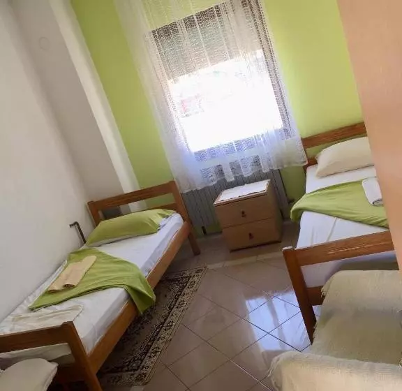 Hostel Lega House