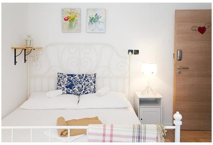 Boutique Hostel Shappy