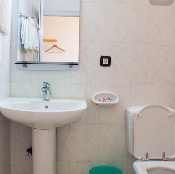 Cliff Edge Hotel   Lalibela