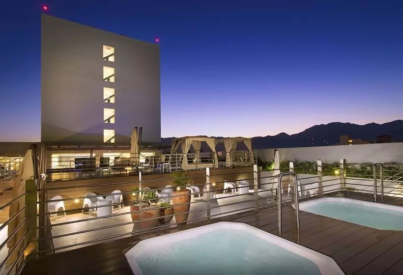 ホテル Fiesta Inn Puerto Vallarta Isla