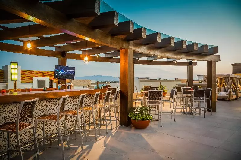 ホテル Fiesta Inn Puerto Vallarta Isla