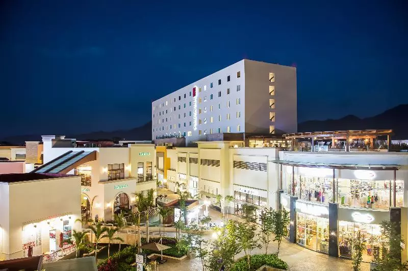 ホテル Fiesta Inn Puerto Vallarta Isla