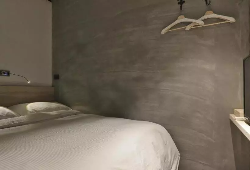 Mini Hotels