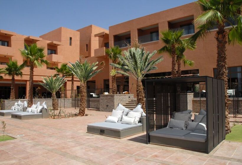 فندق Oasis Palm