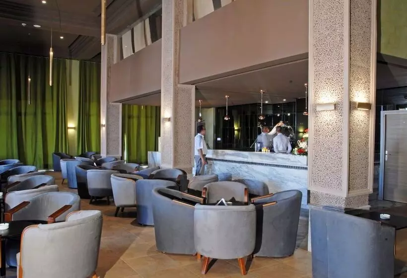 Hotelli Oasis Palm