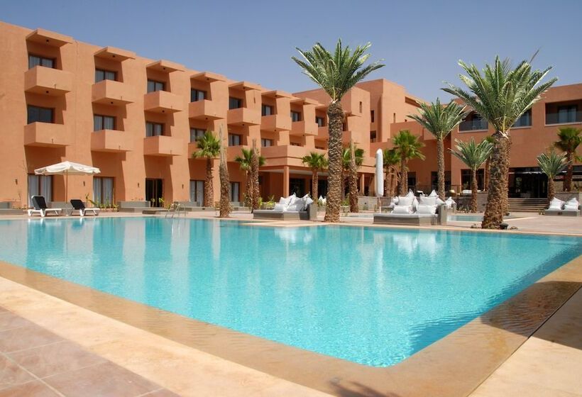 فندق Oasis Palm