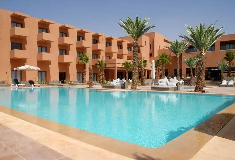 Hotelli Oasis Palm