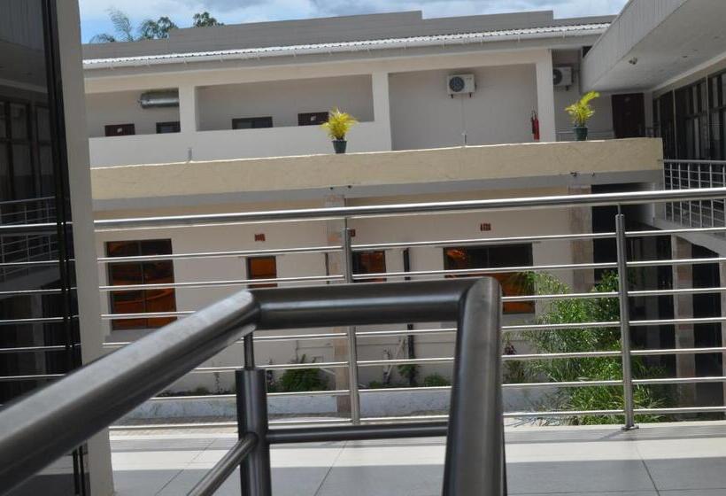 Pamo Hotel And Restaurants