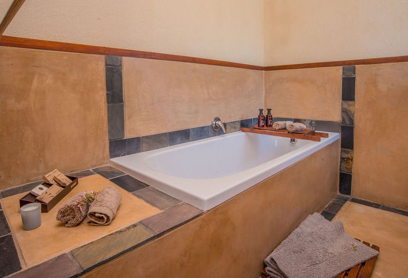 فندق Saragossa Game Reserve