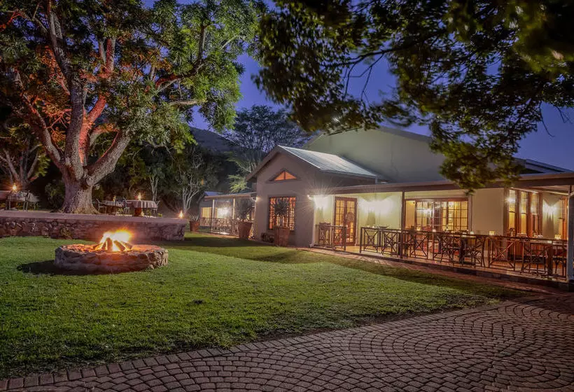 ホテル Saragossa Game Reserve