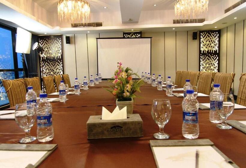 هتل The Raintree Dhaka A Luxury Collection