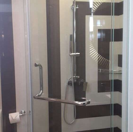 هتل The Raintree Dhaka A Luxury Collection