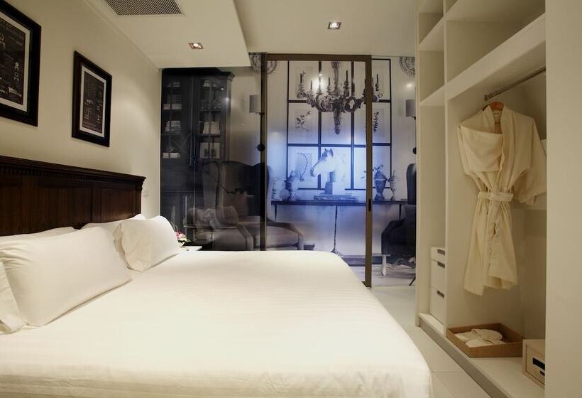 Modus Condominium Suites & Serviced Residence