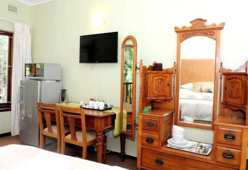 Oliveroom Self Catering And B&b